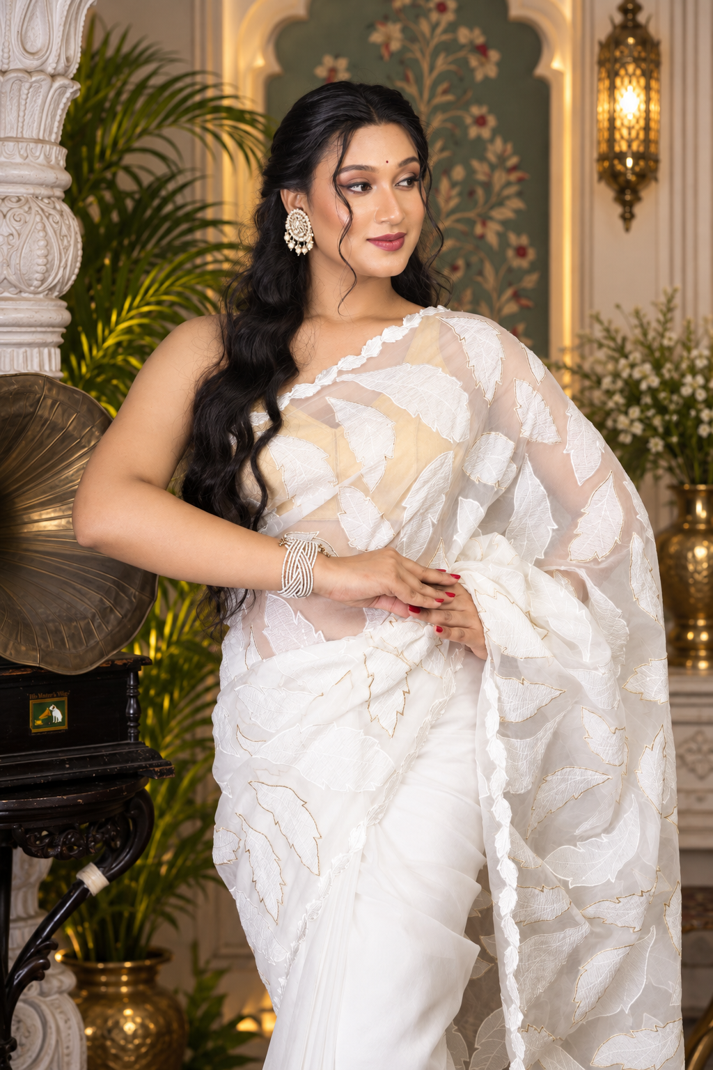 Parna – White Crepe Organza Silk Saree